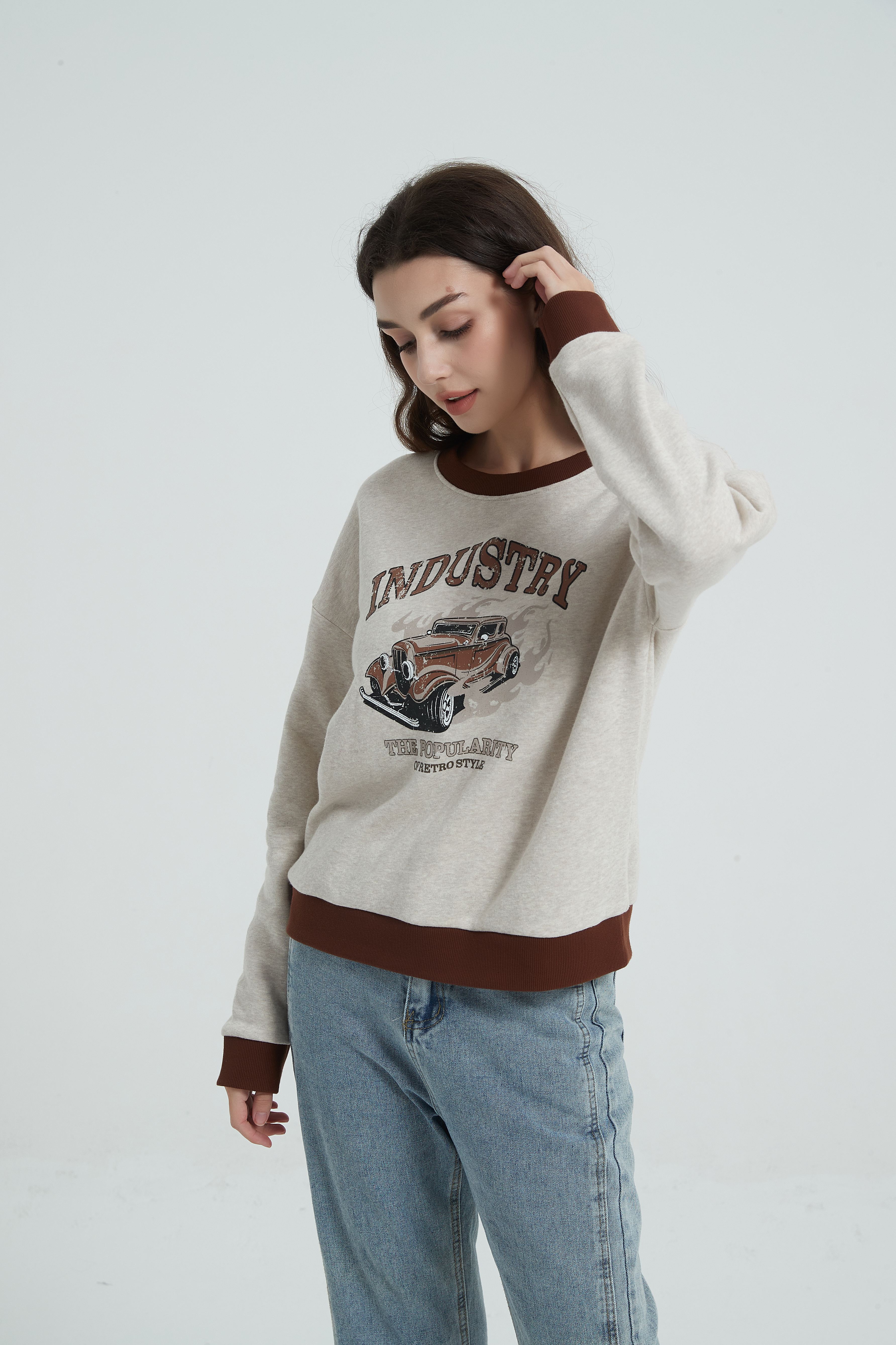 Ladies' Sweatshirt-white